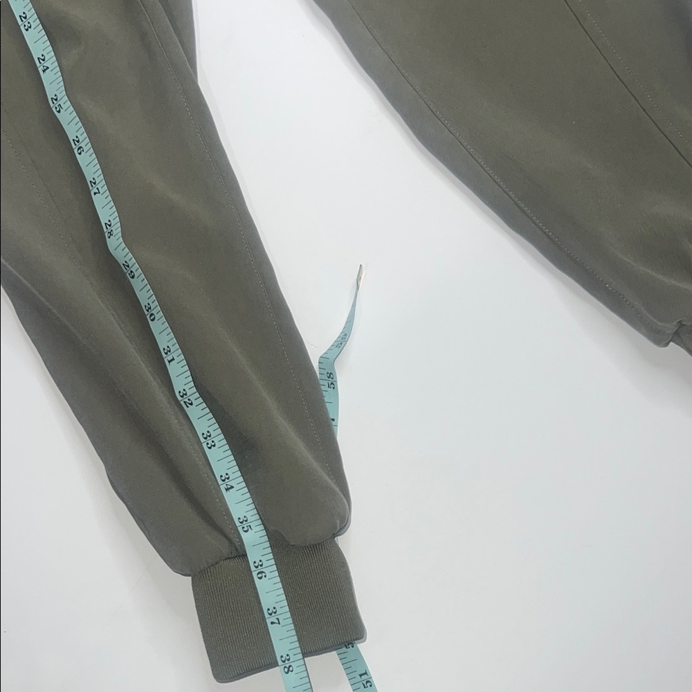 Like New - 3 pack INC Slack-Jogger Pants - Picture 13 of 14